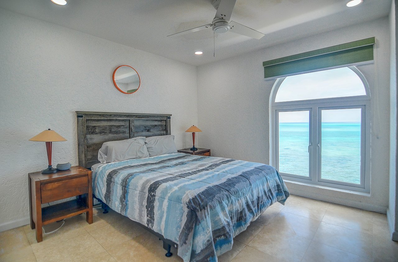 43 Delaporte Point