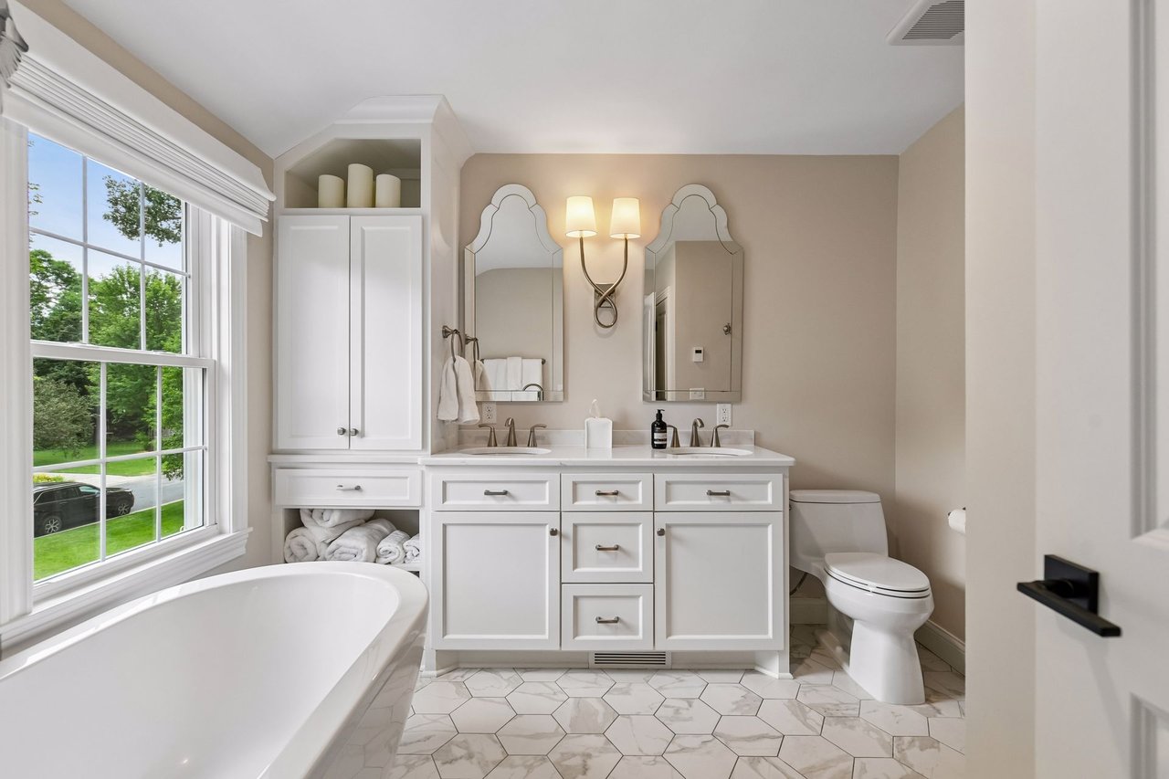 5412 Kellogg Ave, Edina