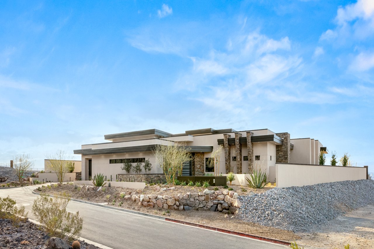 9 Stonecutter Court