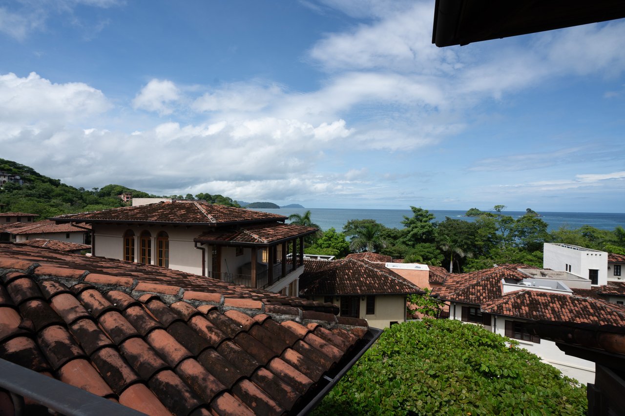 9 Calle La Ronda | A Contemporary Oceanview Modern Luxury near the Beach!