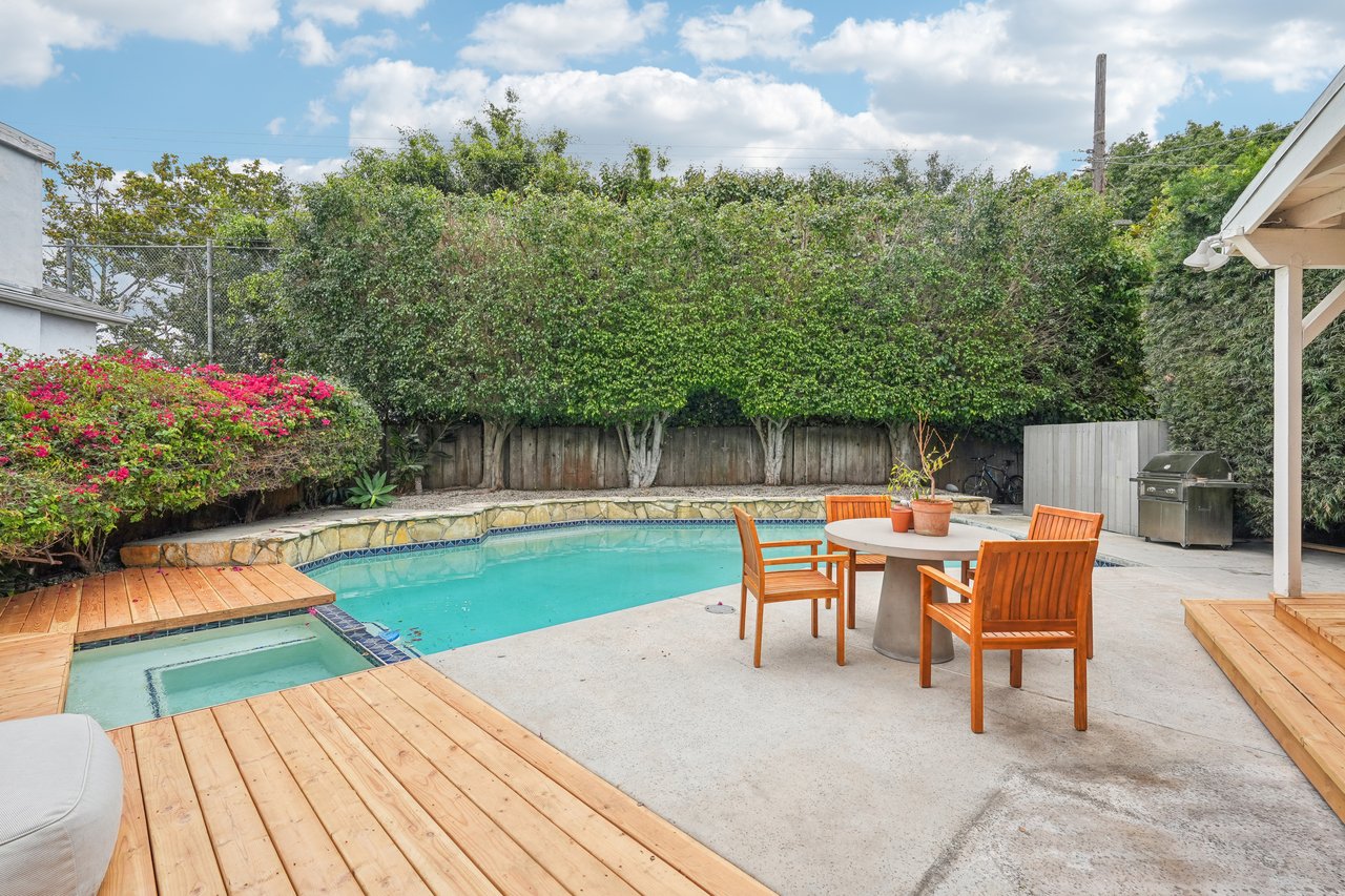 10944 Stever St, Culver City