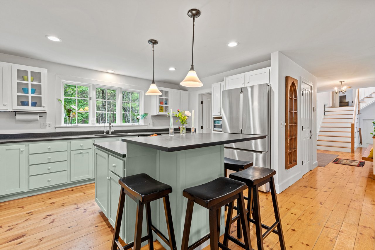 531 Ledge Road, Yarmouth