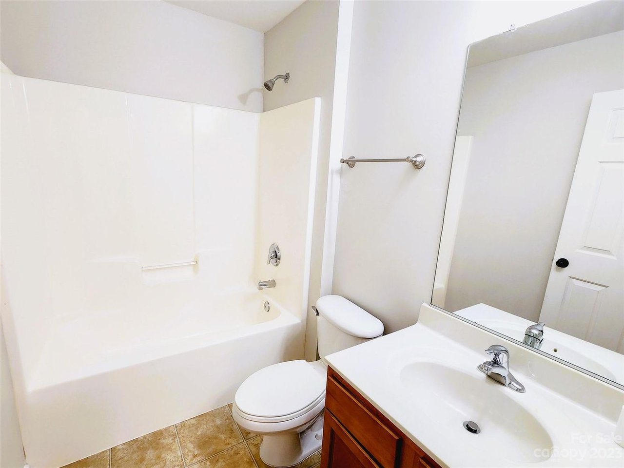 129 Beverly Chase Ln