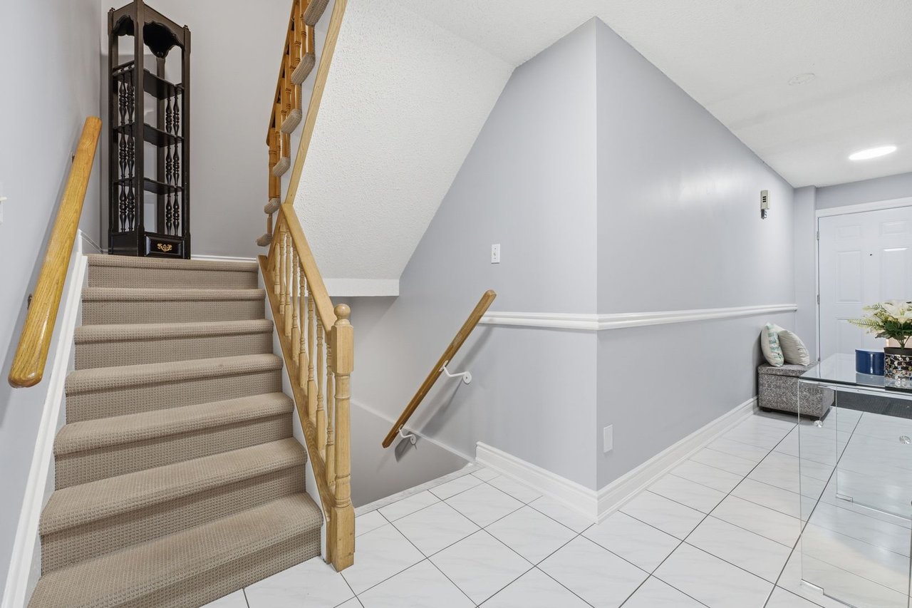 3050 Orleans Rd 111