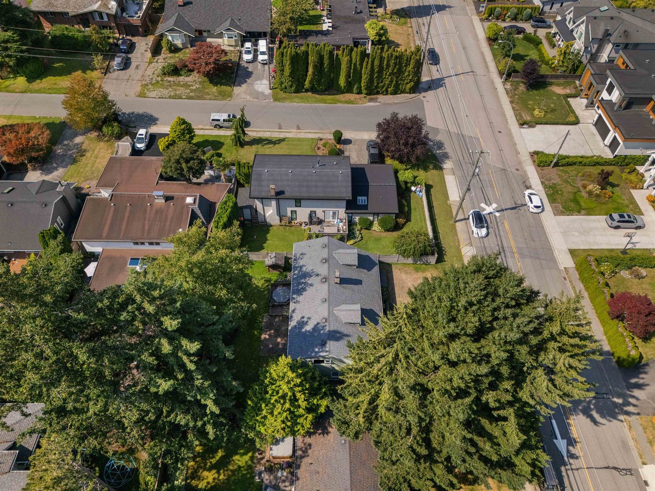 5270 1 Ave