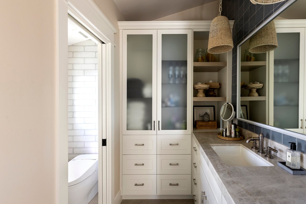 1880 N El Camino Real 23