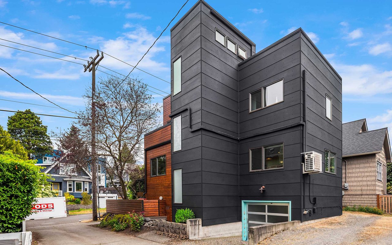 Cherry Hill/Central District Home