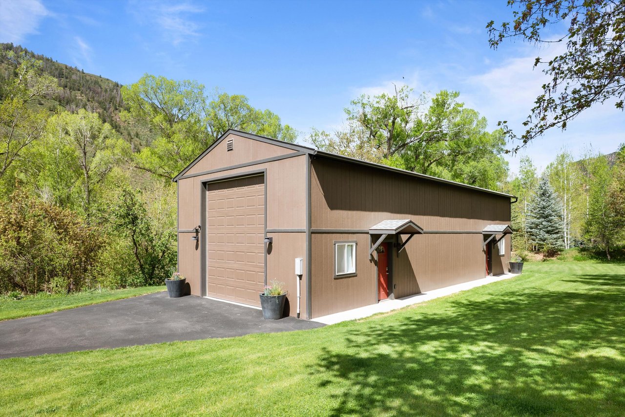 2134 Lower River