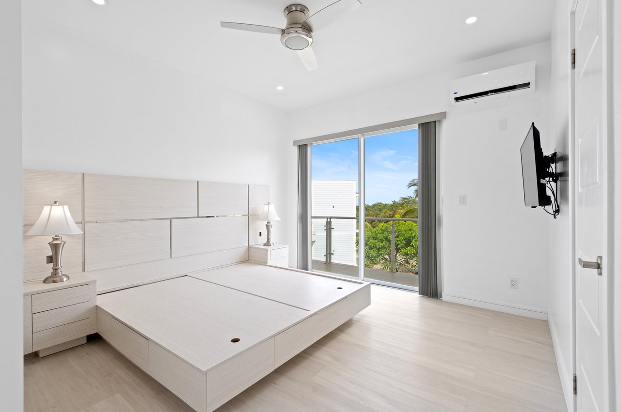 Unit 19, Miramar Coastal Residence