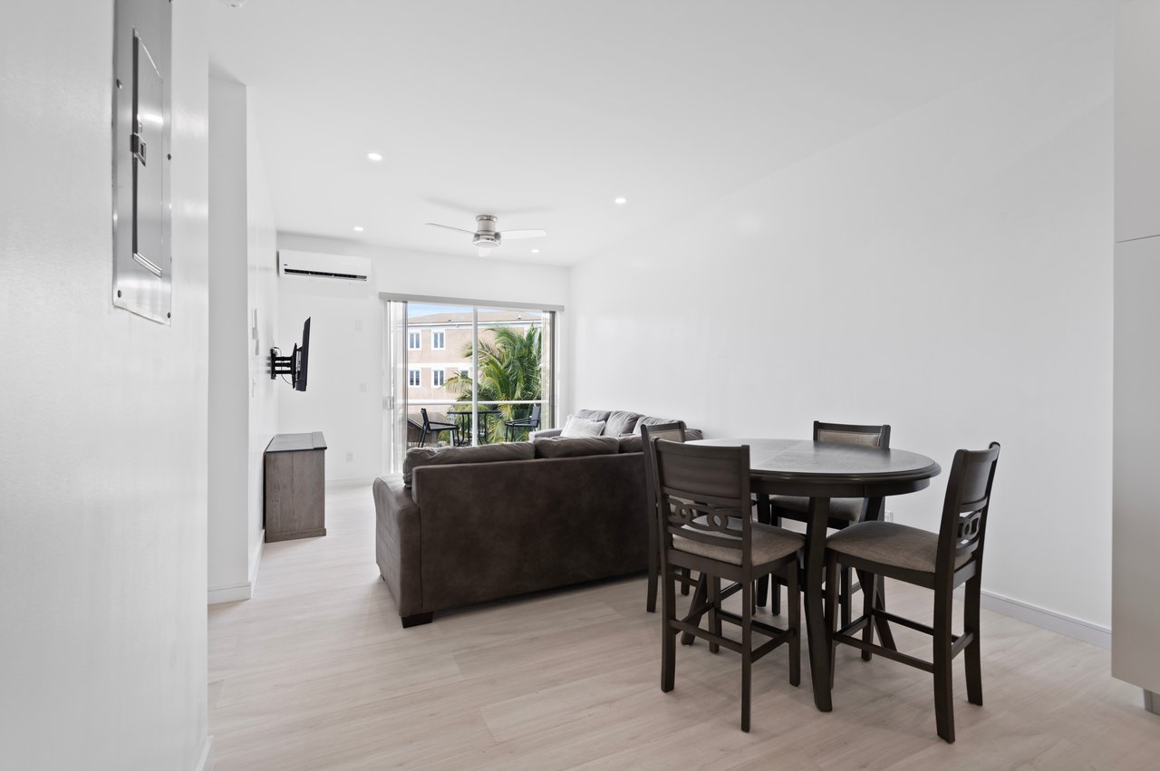 Unit 19, Miramar Coastal Residence