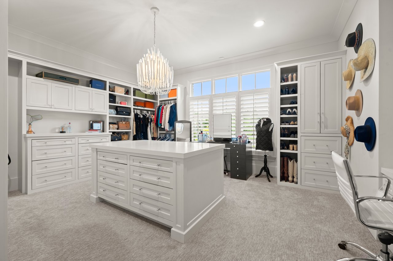 10160 Cedar Ridge Drive