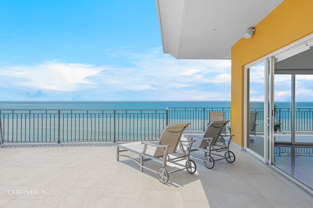 Vista Las Palmas – Executive Oceanfront Penthouse 11B