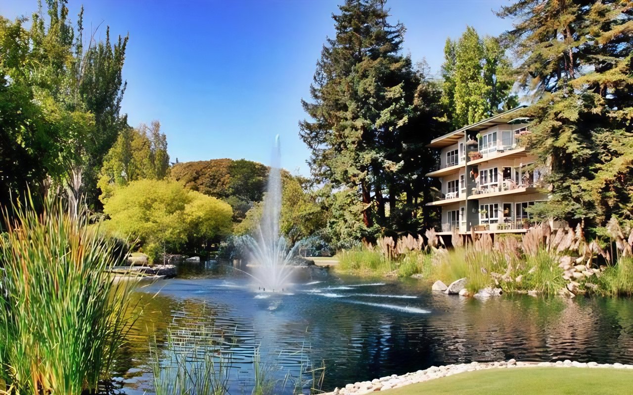 Woodlake, San Mateo, CA