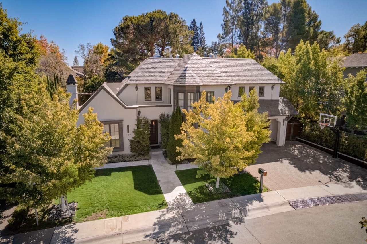 120 Royal Oaks Ct