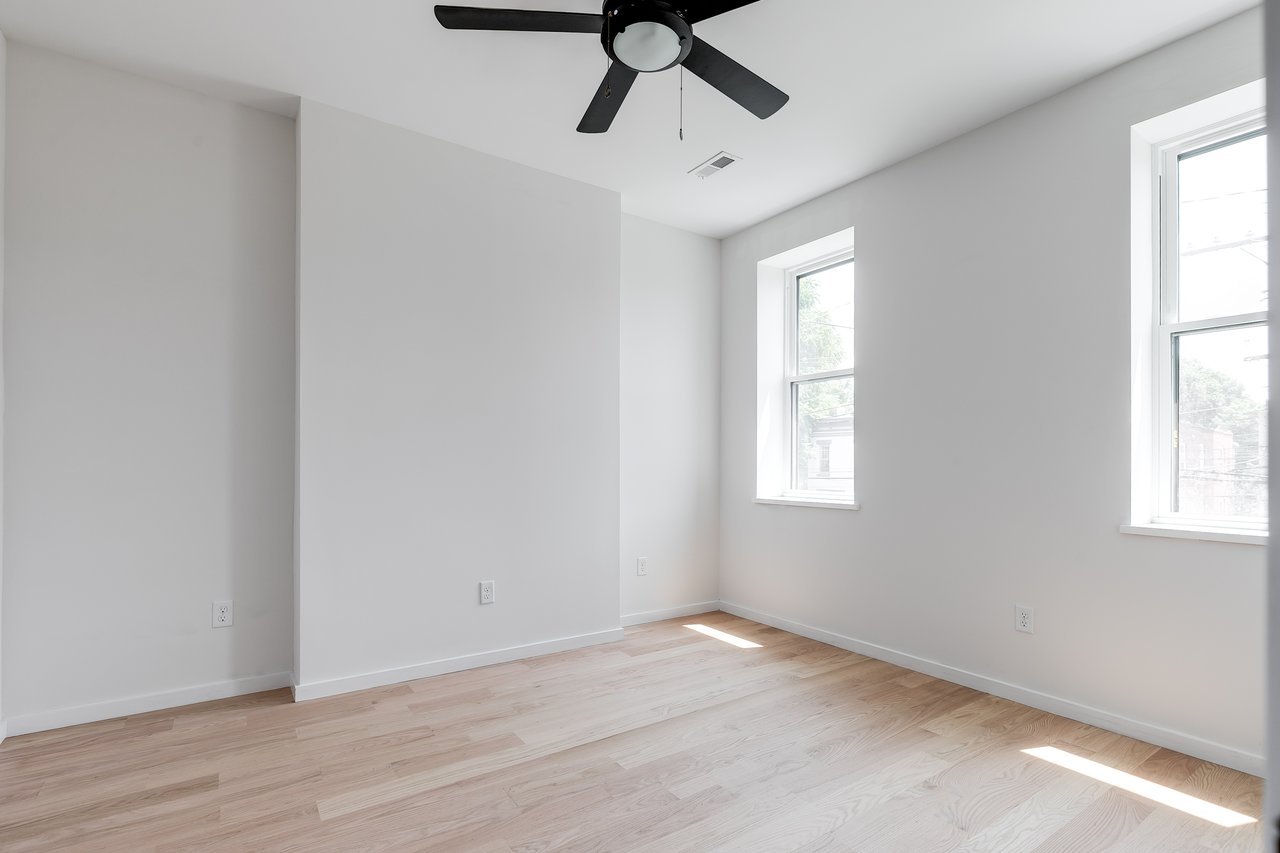 4 N Robinson (Fan House)