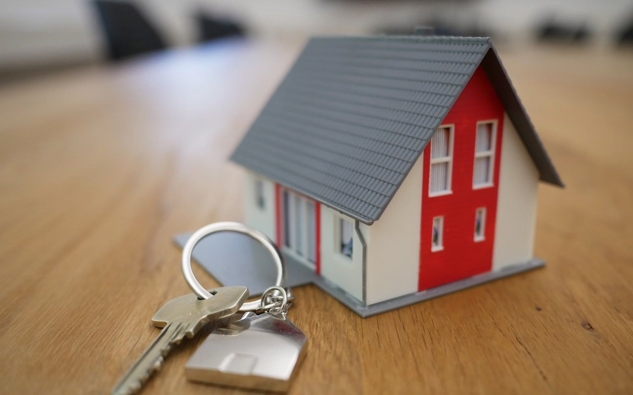 The Expert's Touch: Why Homeowners Should Partner With a Reliable Real Estate Agent