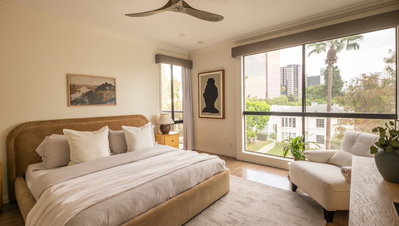 235 S Tower Dr Unit: 301, Beverly Hills 