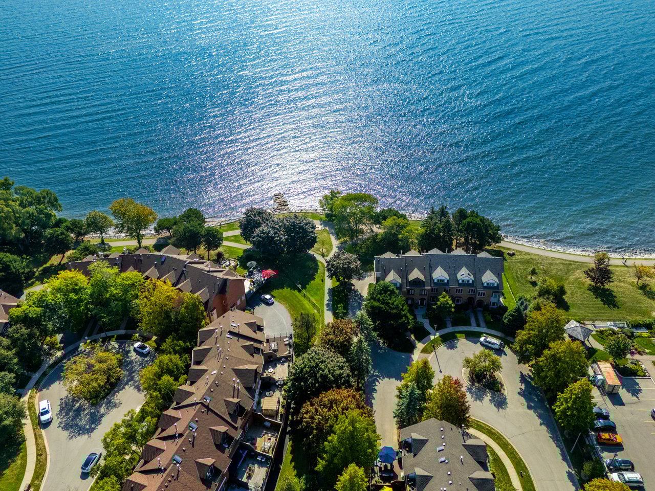 68 Tradewind Drive, Oakville