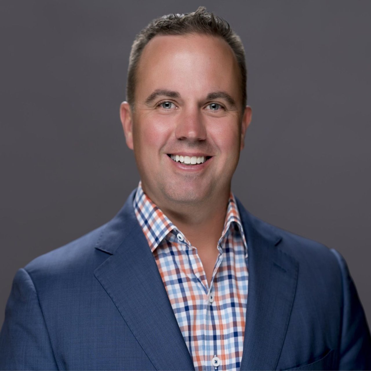 Bradley Clousing Wheaton, IL Real Estate Agent Headshot