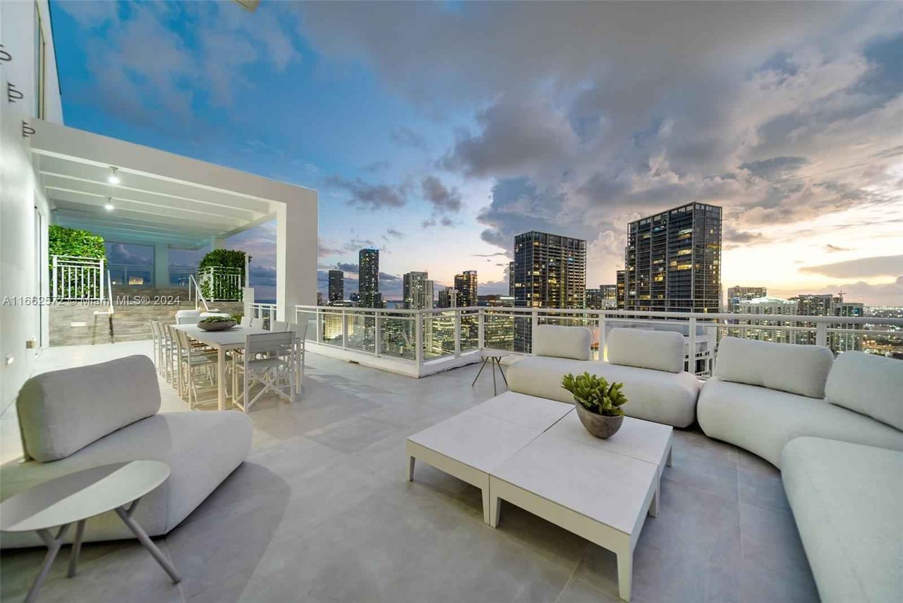 900 Brickell Key Blvd Unit PH3401