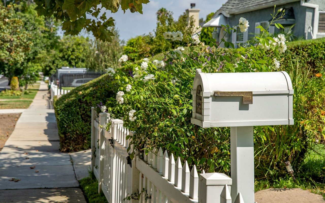 How To Choose The Right Suburban Neighborhood