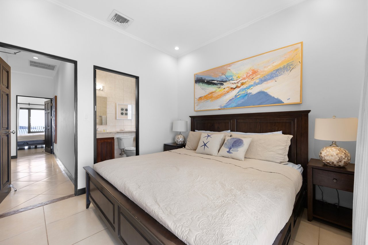 Flamingo Towers 30 | These views will absolutely take your breath away!