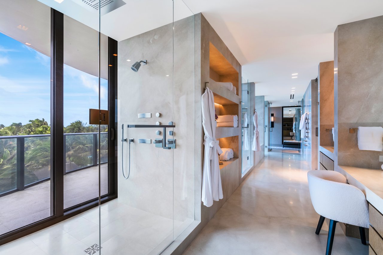 Regalia Beach House