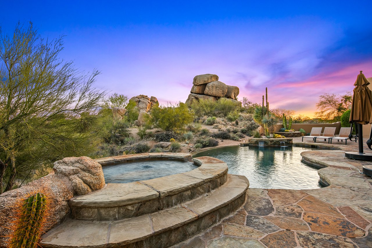 7311 E ARROYO HONDO Road