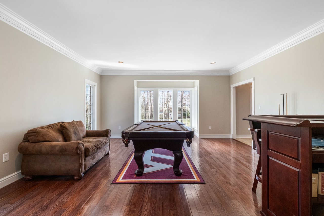 913 Highlander Circle