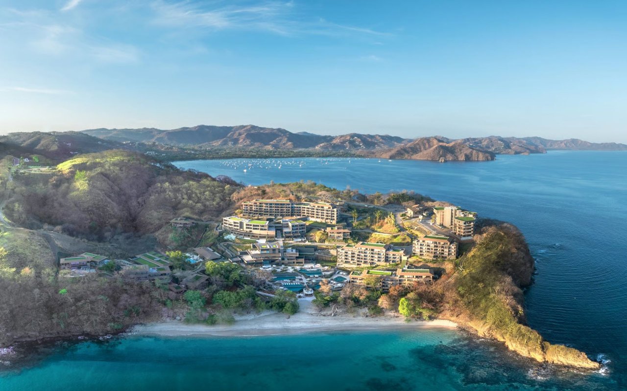 Waldorf Astoria Residences Punta Cacique