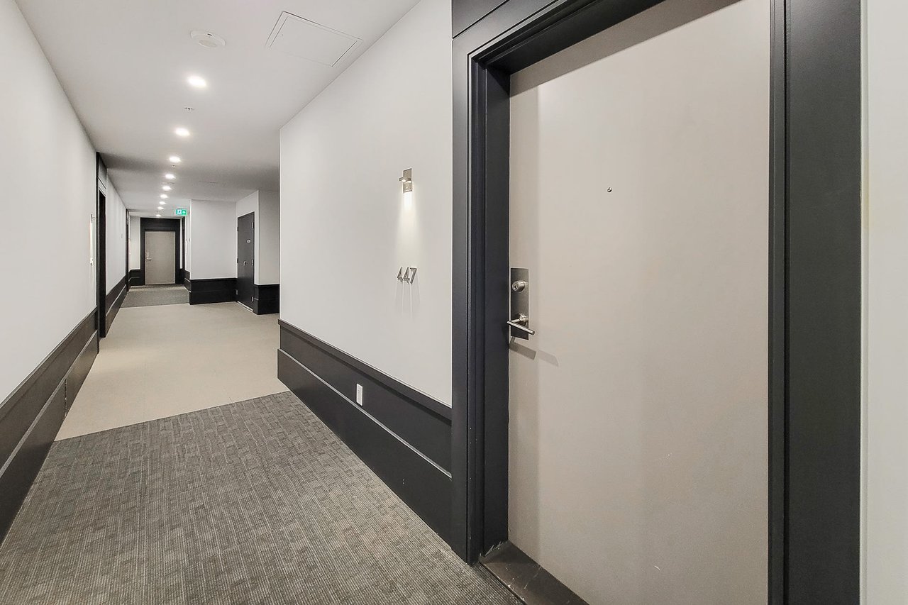 16 Concord Pl Unit: 447