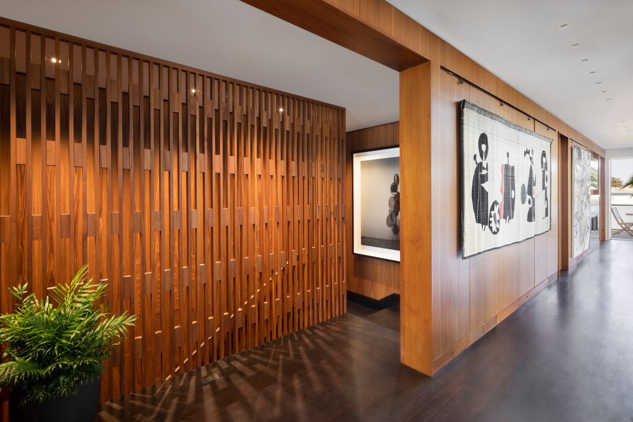 NEW DESIGNER-RENOVATED MISSION DOLORES PENTHOUSE