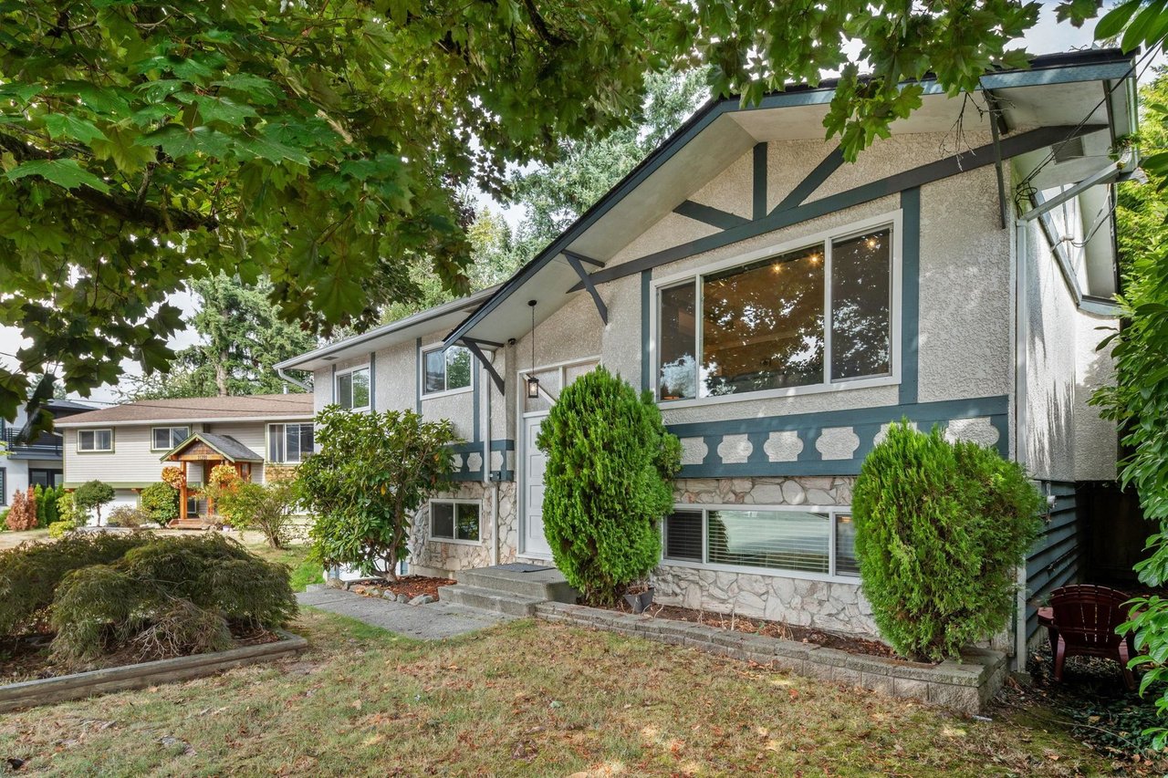 11293 78 Ave