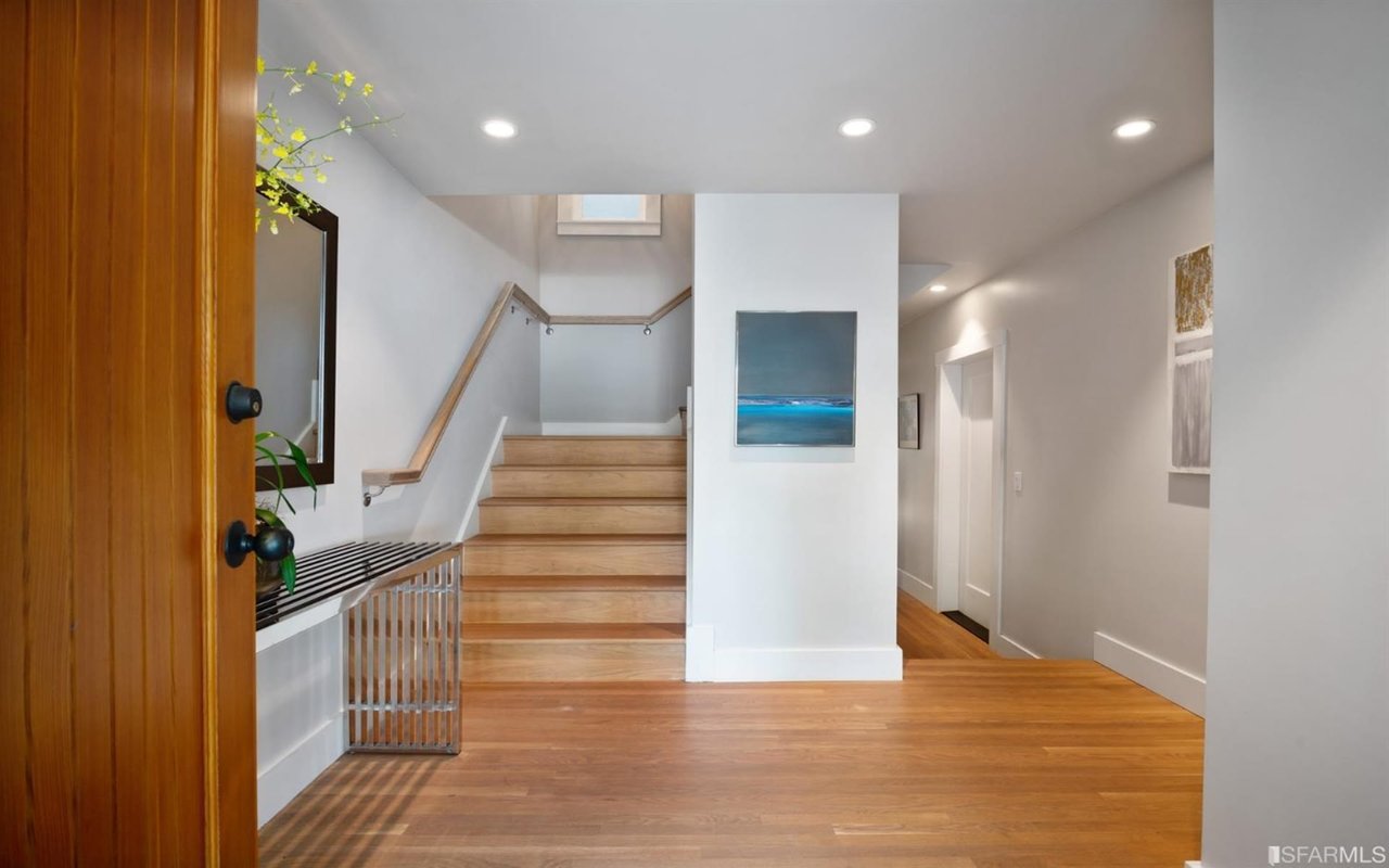 187 Brompton Ave