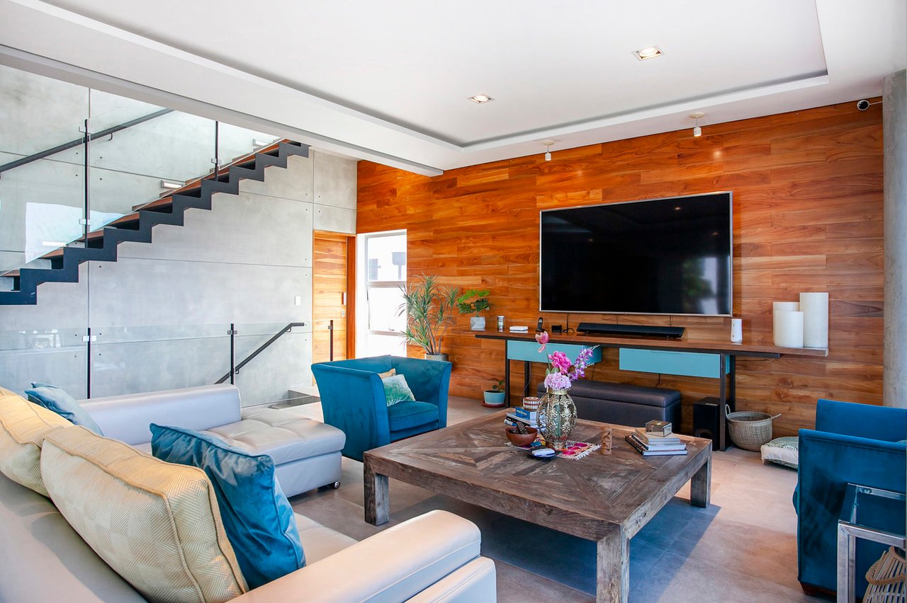 Contemporary Sunset View Villa, Escazu, San Jose