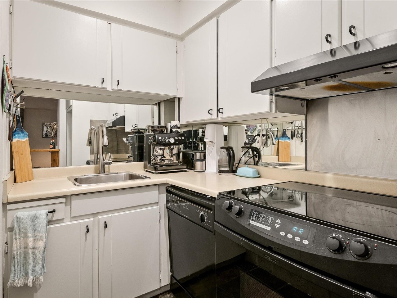 G103-1400 Alta Lake Rd