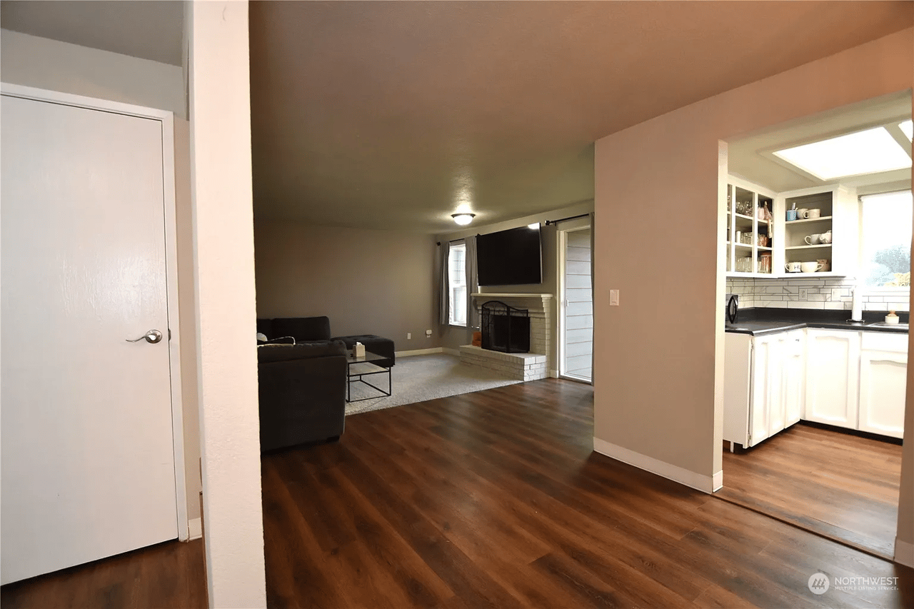 820 E Cady Road #G105