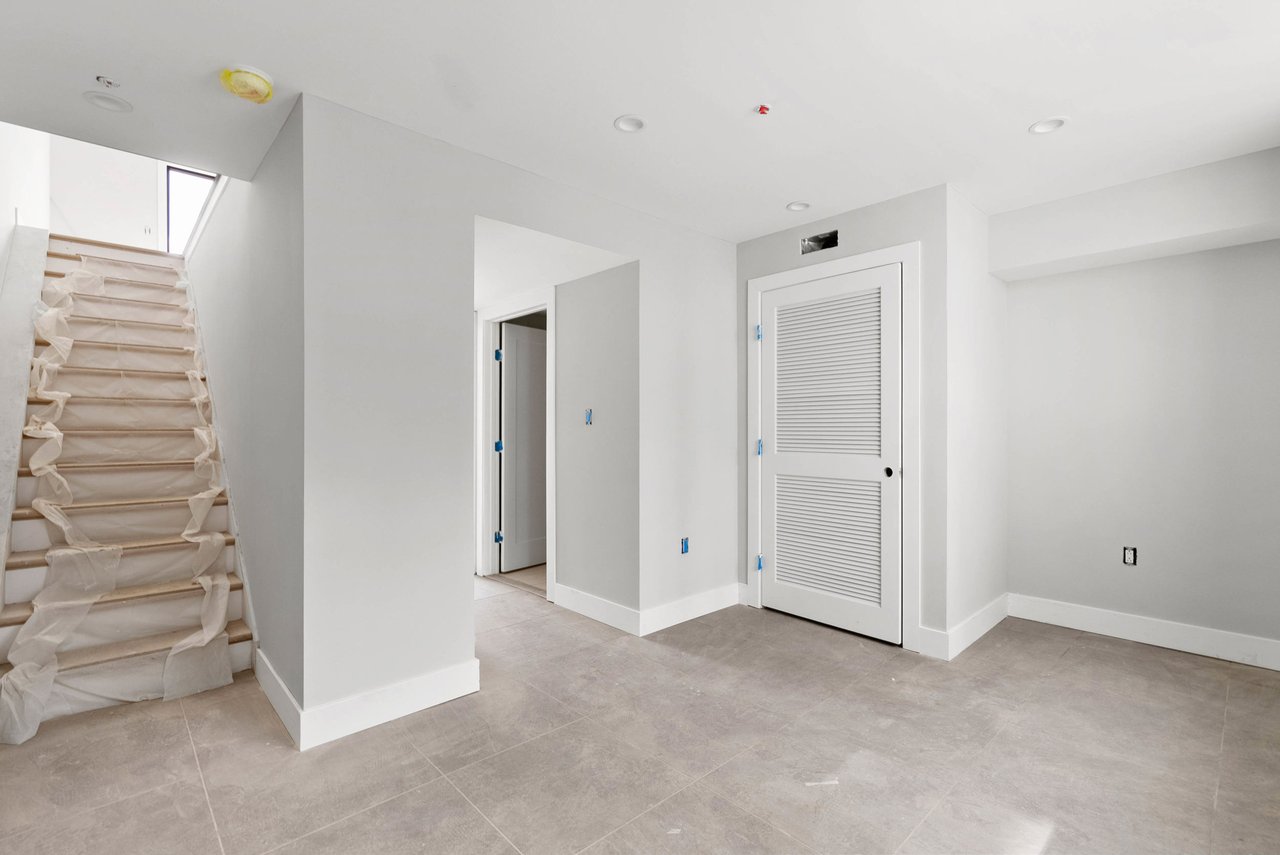 834 Cameron St, Philadelphia, PA 19130