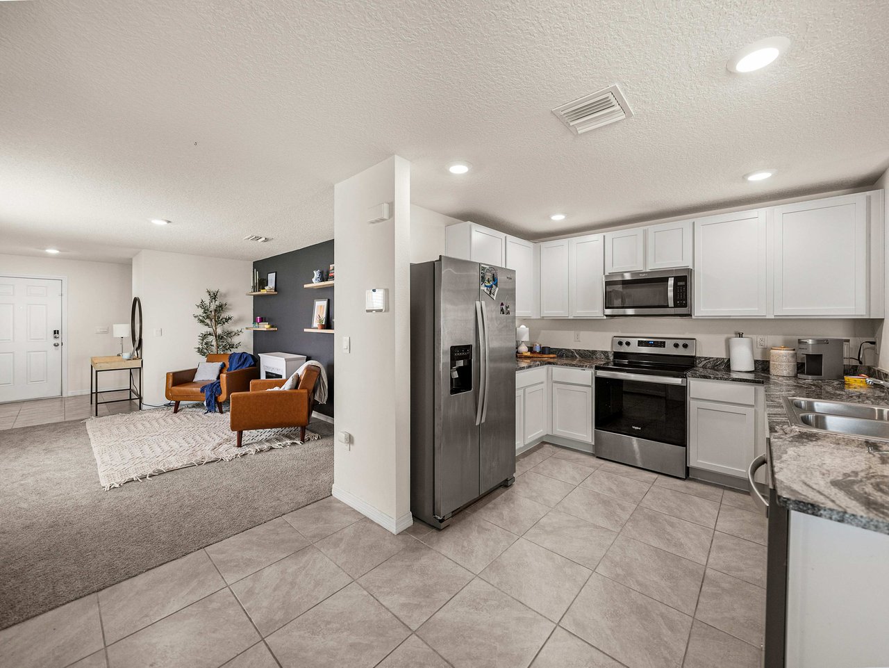 13793 THIMBLEBERRY DR