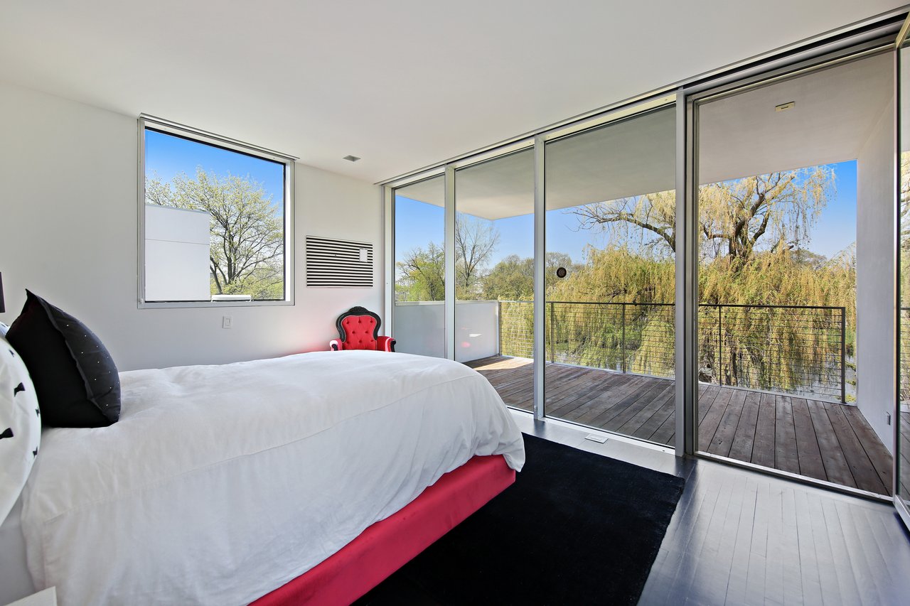 For Those Seeking An Extraordinary Lifestyle