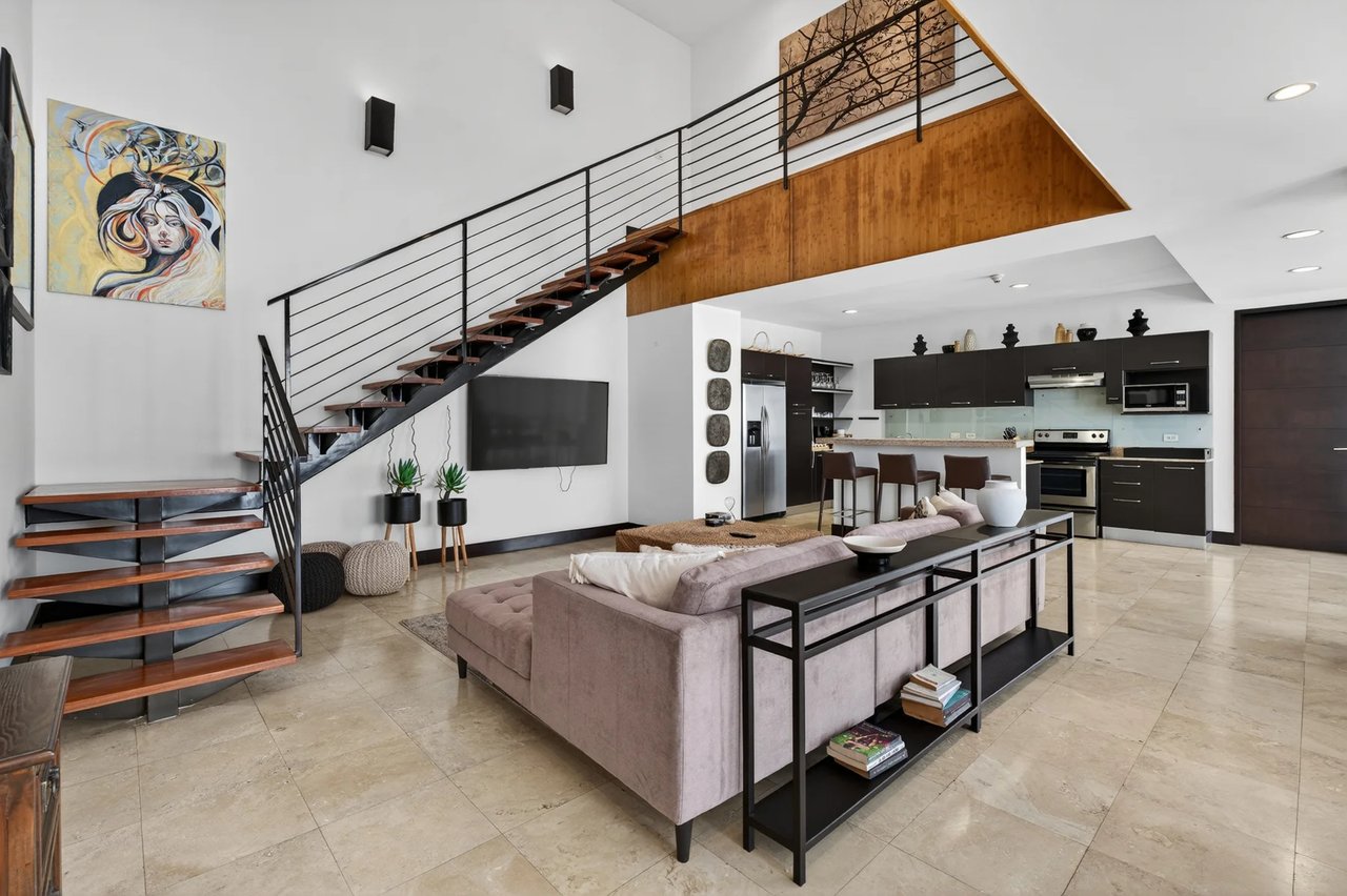 Cathedral Ceiling Luxury Penthouse, Escazu, San Jose