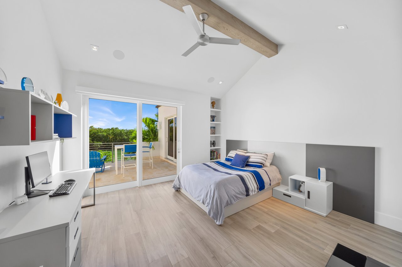 180 Cape Florida Drive