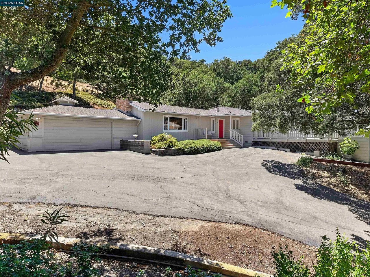 1 Greenwood Ct