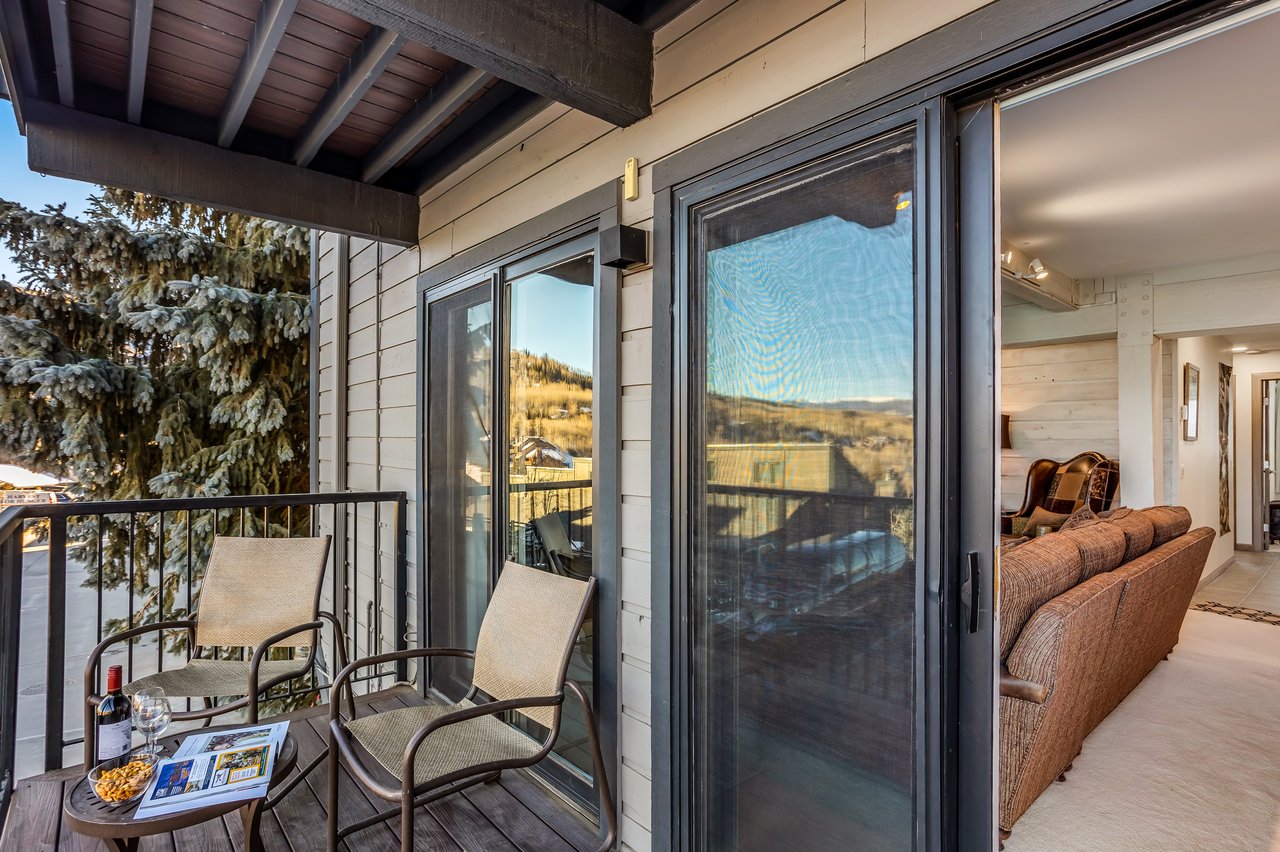 Modern Elegance Meets Mountain Comfort