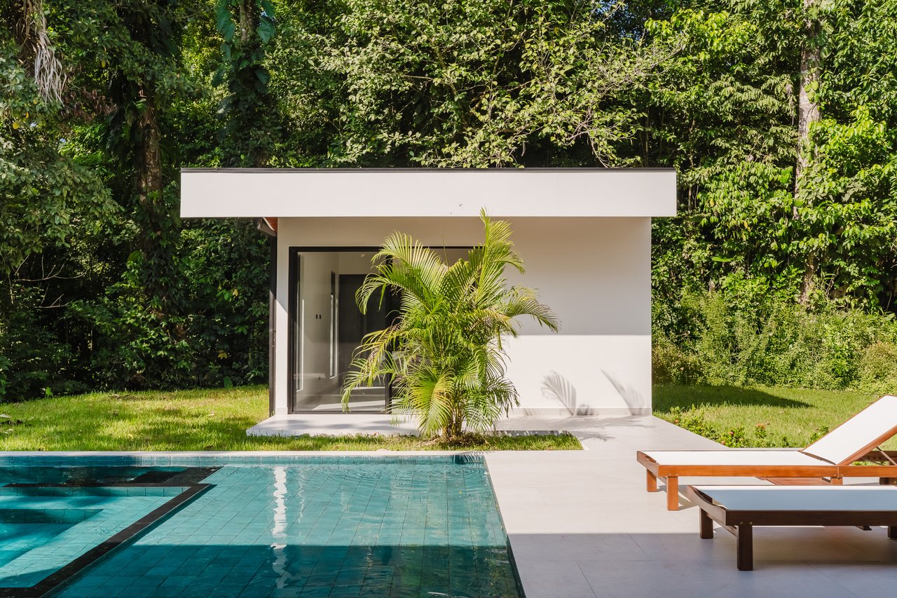 Casa Escondida Contemporary Villa with Guest Suite
