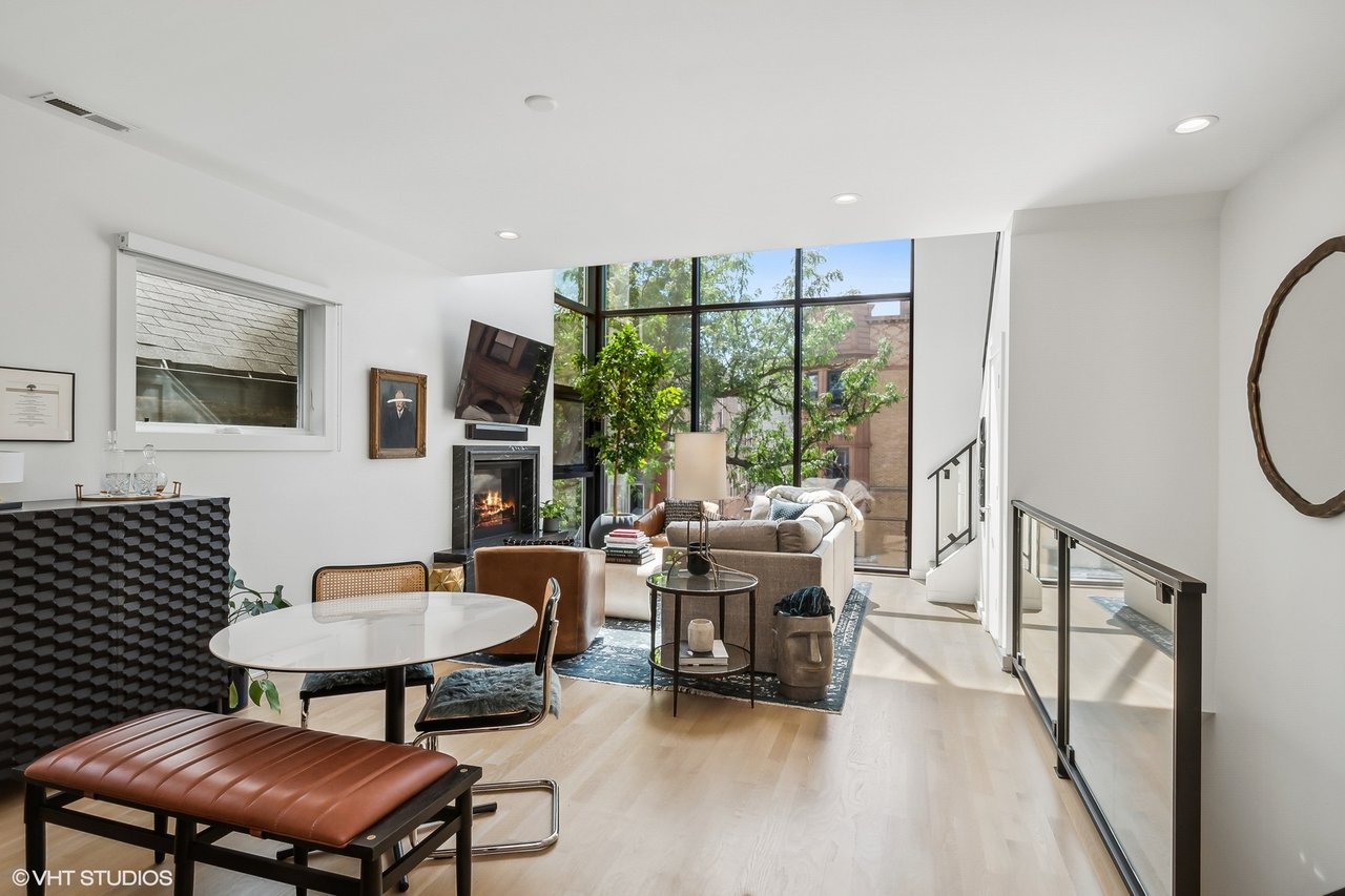1547 N Wood St Unit 2