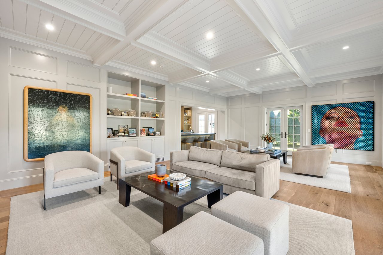 Stunning Residential Estate in Osterville 