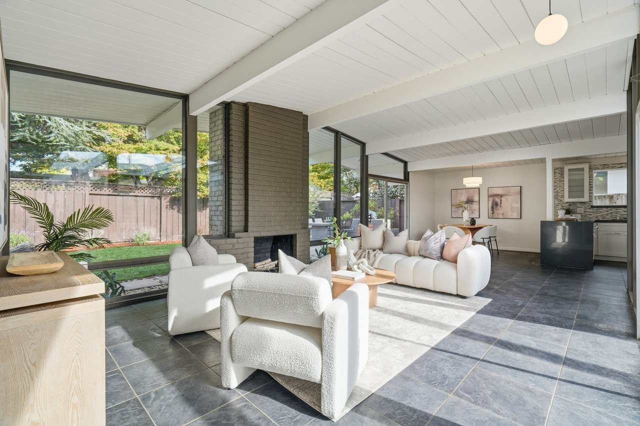 2418 Fairglen DR