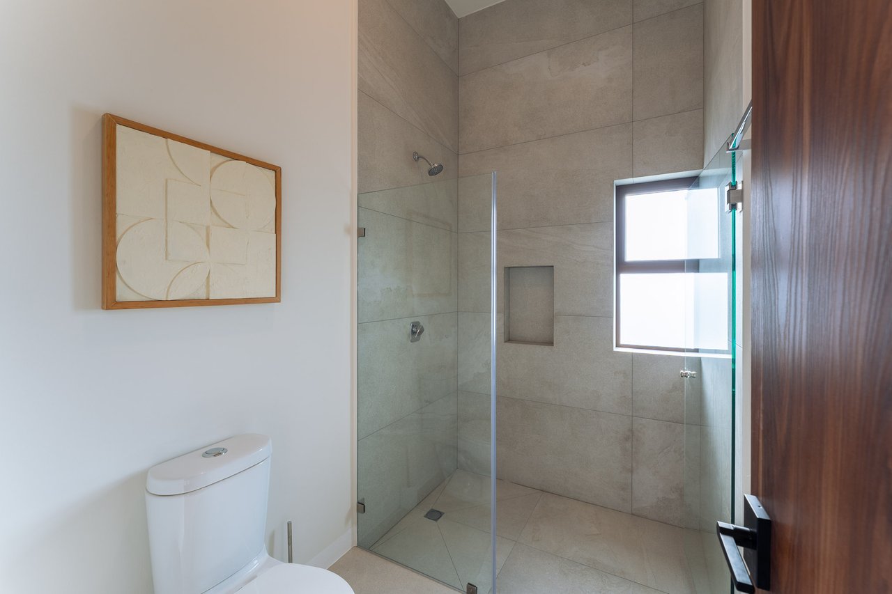 5 Bedroom, Single Family Home, La Cañada Casa A 