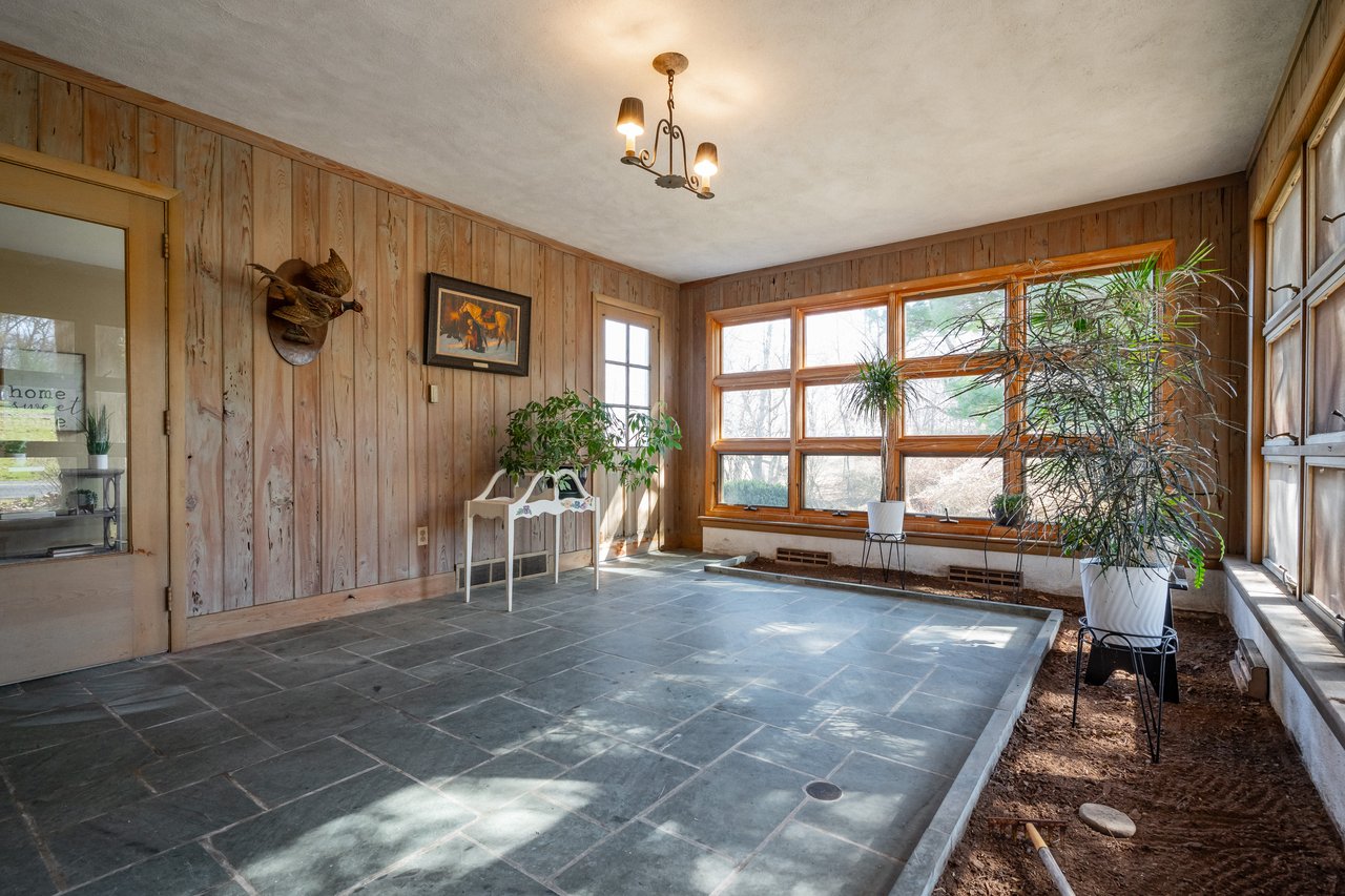 2016 Stonesthrow Road